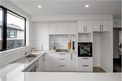 Photo of property in 5a Church Street, Mosgiel, 9024