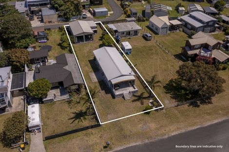 Photo of property in 18 Banks Street, Cooks Beach, Whitianga, 3591