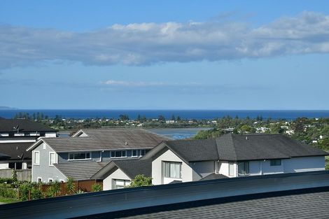 Photo of property in 7 Grut Greens, Silverdale, 0932