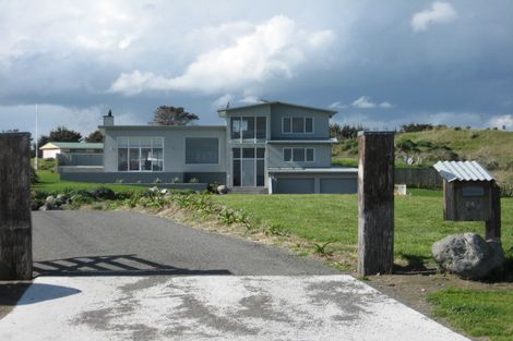 Photo of property in 24b Longbeach Drive, Castlecliff, Whanganui, 4501