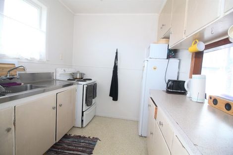 Photo of property in 19 Tairere Crescent, Rosehill, Papakura, 2113
