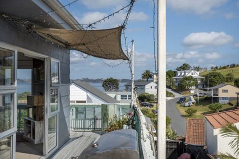 Photo of property in 17 Du Fresne Place, Russell, 0202