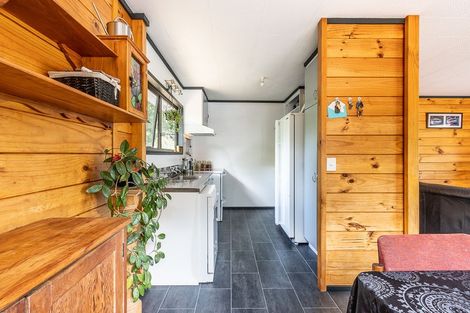 Photo of property in 27 Puriri Road, Waikanae, 5036