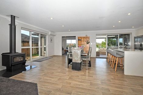 Photo of property in 14 Twomey Drive, Pukekohe, 2120