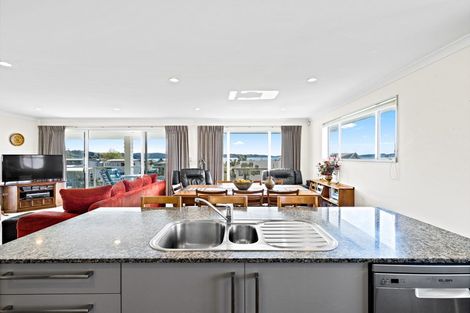 Photo of property in 15 Kawau View Road, Snells Beach, 0920