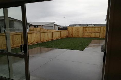 Photo of property in 65 Dunkeld Drive, Papamoa, 3118