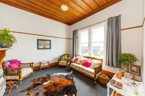 Photo of property in 234 Grey Street, Palmerston North, 4414