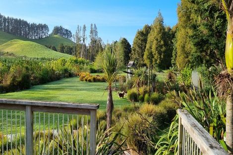 Photo of property in 254 Ngunguru Road, Glenbervie, Whangarei, 0173