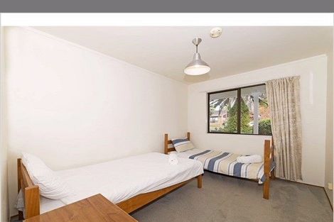 Photo of property in 3 Whiting Grove, West Harbour, Auckland, 0618