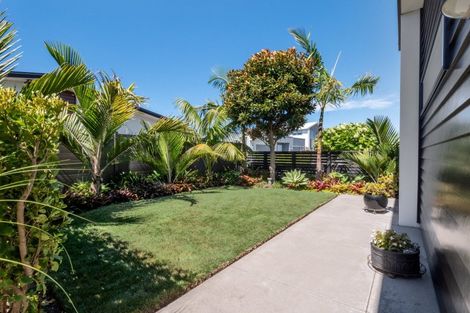 Photo of property in 22 Te Aranga Drive, Papamoa Beach, Papamoa, 3118