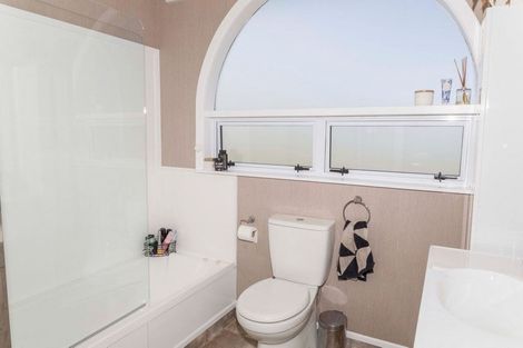 Photo of property in 16 Ruahine Street, Dannevirke, 4930