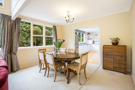 Photo of property in 3 Glentui Grove, Khandallah, Wellington, 6035