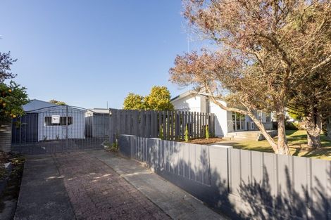 Photo of property in 2 Cabot Place, Flaxmere, Hastings, 4120