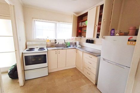 Photo of property in 2/12 Gifford Road, Papatoetoe, Auckland, 2025