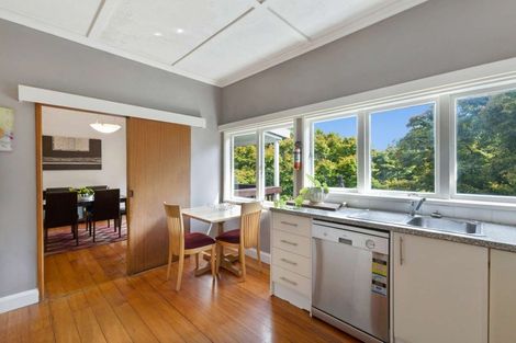 Photo of property in 47 Cameron Street, New Plymouth, 4310