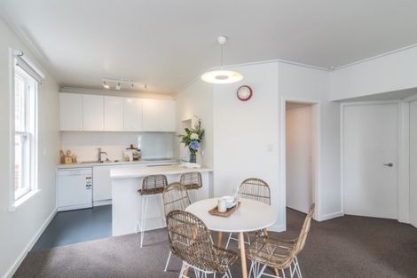 Photo of property in 77 Majoribanks Street, Mount Victoria, Wellington, 6011