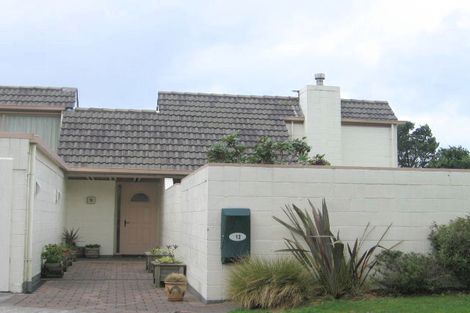 Photo of property in 12 Nagpur Terrace, Broadmeadows, Wellington, 6035