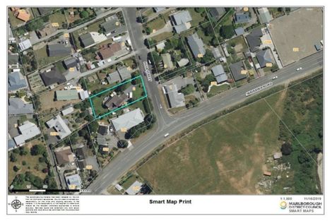 Photo of property in 2 Huia Street, Waikawa, Picton, 7220