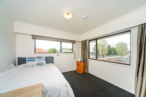 Photo of property in 417 College Street, Hokowhitu, Palmerston North, 4410