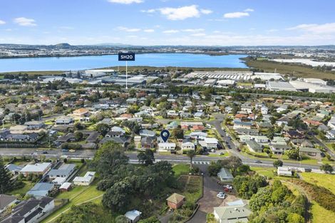 Photo of property in 91 Coronation Road, Mangere Bridge, Auckland, 2022