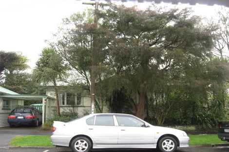 Photo of property in 19 Myrtle Street, Hamilton East, Hamilton, 3216