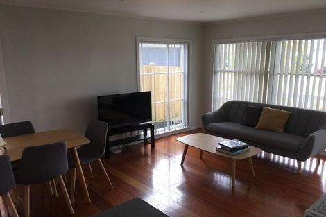 Photo of property in 87 Rosedale Road, Pinehill, Auckland, 0632