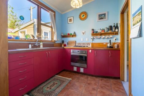 Photo of property in 1 Nicholas Street, Portobello, Dunedin, 9014