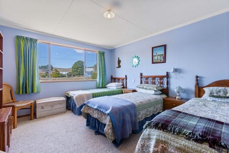 Photo of property in 6 Cambridge Road, Patearoa, 9398