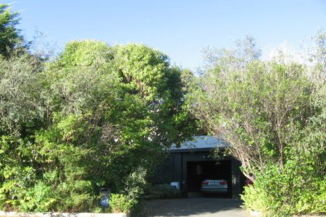 Photo of property in 12 Whitechapel Grove, Stokes Valley, Lower Hutt, 5019