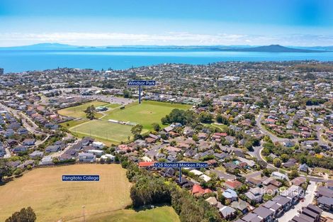 Photo of property in 1/26 Ronald Macken Place, Windsor Park, Auckland, 0632