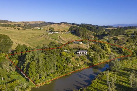 Photo of property in 209 Ohautira Road, Raglan, 3295