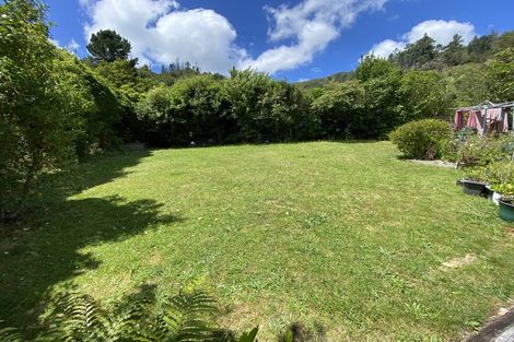 Photo of property in 111 Manuka Street, Stokes Valley, Lower Hutt, 5019