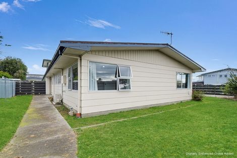 Photo of property in 1 Dunk Place, Milson, Palmerston North, 4414
