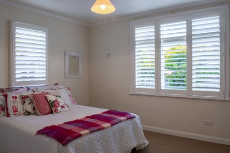 Photo of property in 44 Manapouri Crescent, Hokowhitu, Palmerston North, 4410