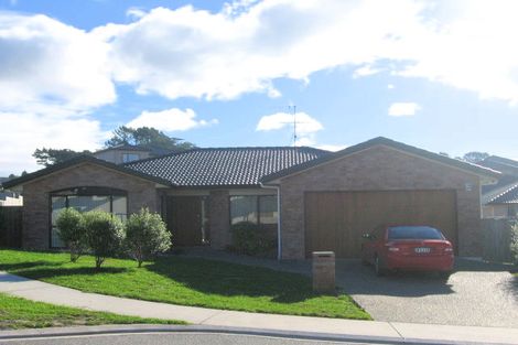 Photo of property in 5 Pittville Place, Henderson, Auckland, 0612