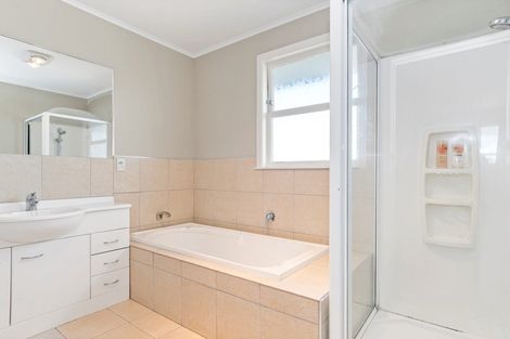 Photo of property in 6a Longwood Lane, Otumoetai, Tauranga, 3110