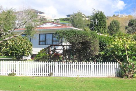 Photo of property in 106 Isabel Street, Whangamata, 3620