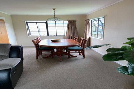 Photo of property in 23 Sandgate Avenue, Botany Downs, Auckland, 2010