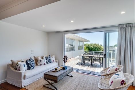 Photo of property in 51 Te Mata Road, Havelock North, 4130