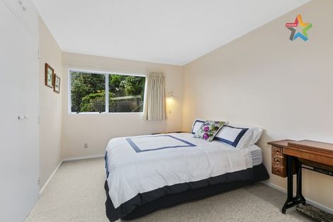 Photo of property in 16 Summit Road, Fairfield, Lower Hutt, 5011