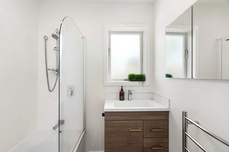 Photo of property in 211 Lumsden Road, Akina, Hastings, 4122