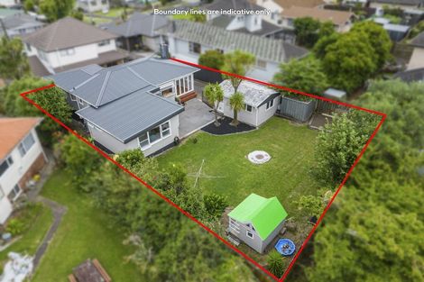 Photo of property in 18 O'halloran Road, Howick, Auckland, 2014