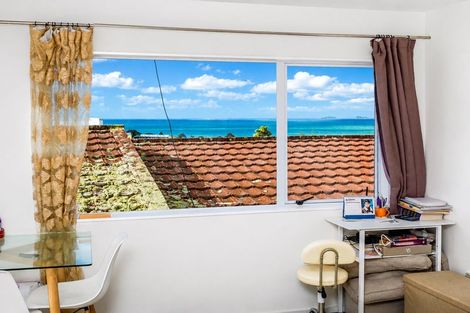 Photo of property in 211 East Coast Road, Castor Bay, Auckland, 0620