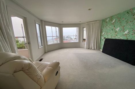 Photo of property in 2 Palliser Road, Roseneath, Wellington, 6011