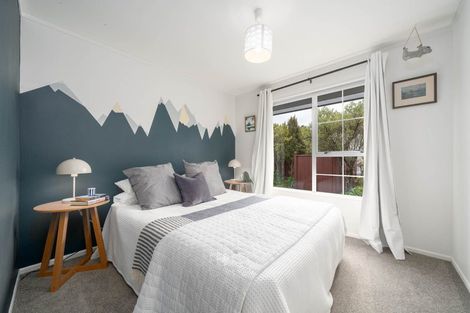 Photo of property in 10 Mallard Grove, Churton Park, Wellington, 6037