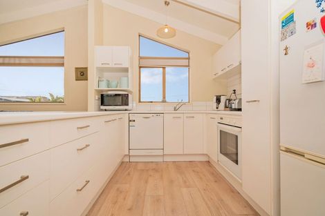 Photo of property in 203 Cook Drive, Whitianga, 3510