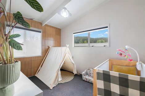 Photo of property in 22 Chapman Place, Fairy Springs, Rotorua, 3015