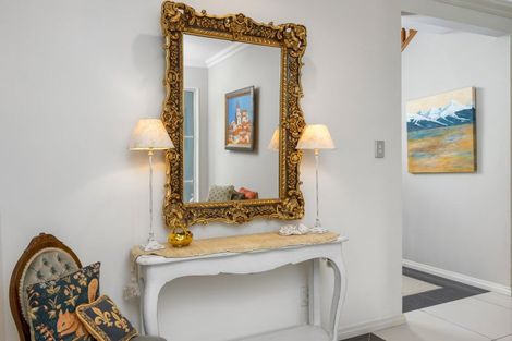 Photo of property in 13 Kunzea Place, Greenhithe, Auckland, 0632