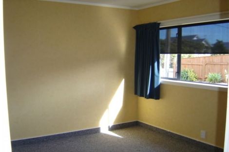 Photo of property in 9 Hohiria Street, Waikanae Beach, Waikanae, 5036