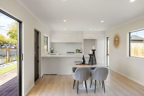 Photo of property in 18 Mount View Road, Melville, Hamilton, 3206